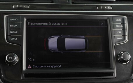 Volkswagen Tiguan II, 2016 год, 2 419 000 рублей, 13 фотография