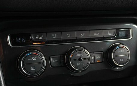 Volkswagen Tiguan II, 2016 год, 2 419 000 рублей, 14 фотография