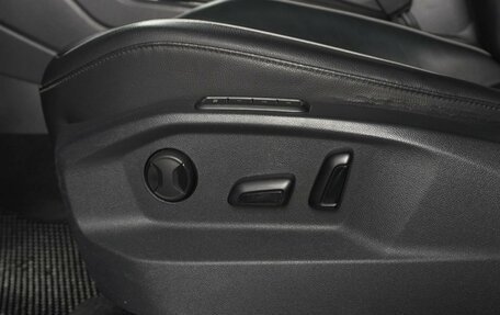 Volkswagen Tiguan II, 2016 год, 2 419 000 рублей, 18 фотография