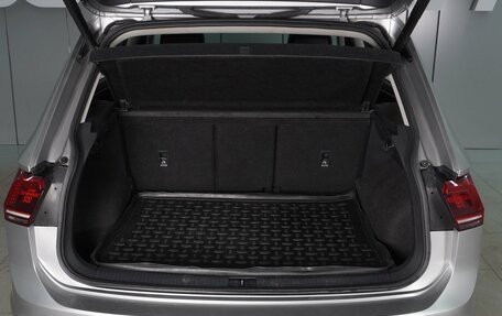 Volkswagen Tiguan II, 2016 год, 2 419 000 рублей, 22 фотография
