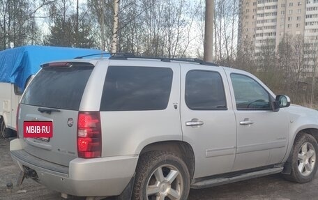 Chevrolet Tahoe III, 2011 год, 2 255 000 рублей, 3 фотография