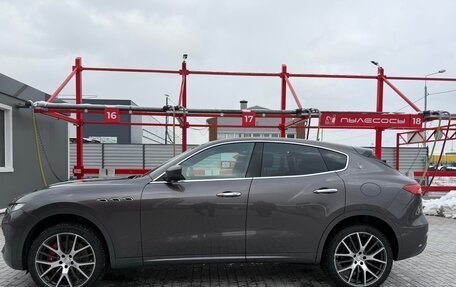Maserati Levante I, 2017 год, 4 390 000 рублей, 8 фотография