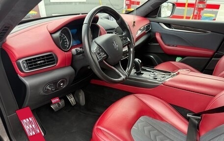 Maserati Levante I, 2017 год, 4 390 000 рублей, 9 фотография