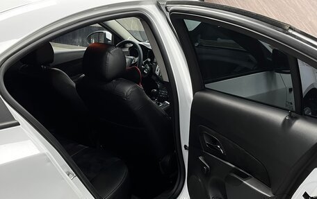 Chevrolet Cruze II, 2013 год, 900 000 рублей, 8 фотография
