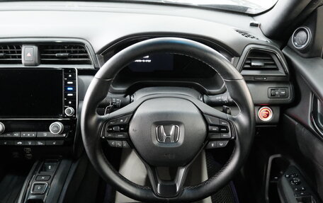 Honda Insight III, 2019 год, 1 899 000 рублей, 13 фотография