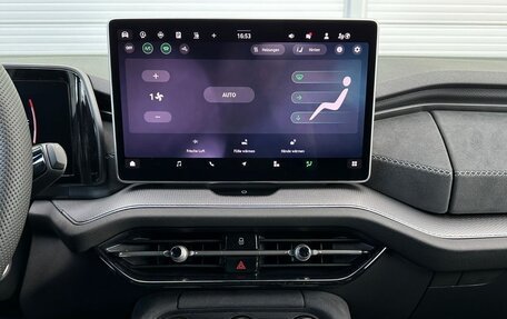 Skoda Kodiaq, 2025 год, 7 200 000 рублей, 14 фотография