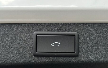 Skoda Kodiaq, 2025 год, 7 200 000 рублей, 27 фотография