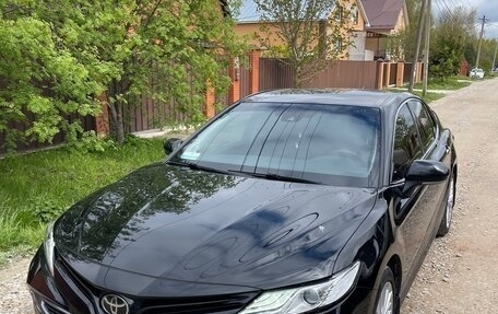 Toyota Camry, 2019 год, 2 570 000 рублей, 2 фотография