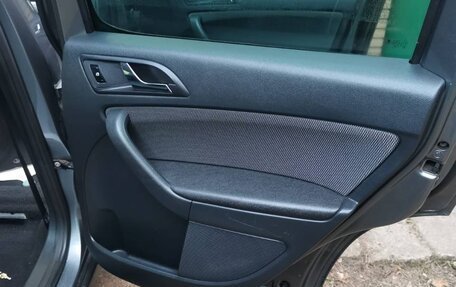 Skoda Yeti I рестайлинг, 2013 год, 990 000 рублей, 18 фотография