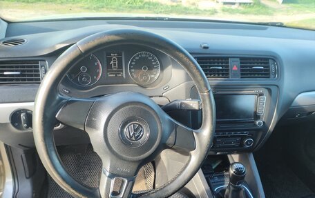 Volkswagen Jetta VI, 2012 год, 650 000 рублей, 6 фотография