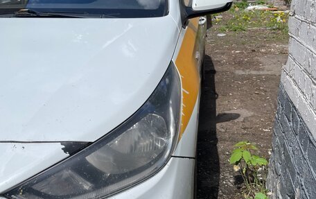Hyundai Solaris II рестайлинг, 2019 год, 750 000 рублей, 10 фотография