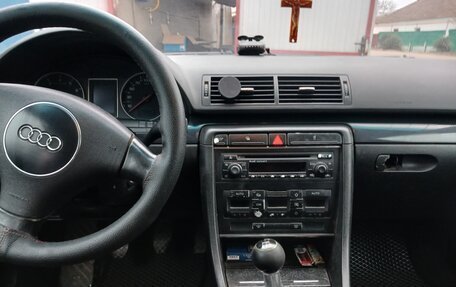 Audi A4, 2002 год, 620 000 рублей, 10 фотография