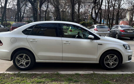 Volkswagen Polo VI (EU Market), 2016 год, 1 200 000 рублей, 2 фотография