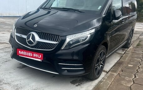 Mercedes-Benz V-Класс, 2020 год, 6 499 000 рублей, 2 фотография