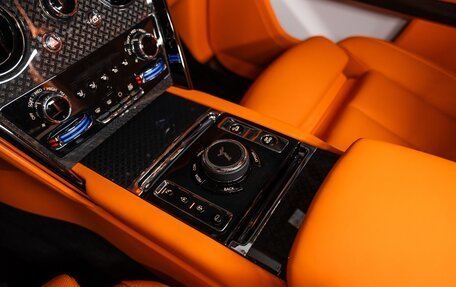 Rolls-Royce Cullinan, 2024 год, 55 450 000 рублей, 10 фотография