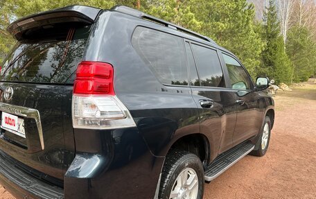 Toyota Land Cruiser Prado 150 рестайлинг 2, 2011 год, 2 650 000 рублей, 3 фотография