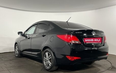 Hyundai Solaris II рестайлинг, 2015 год, 999 000 рублей, 3 фотография