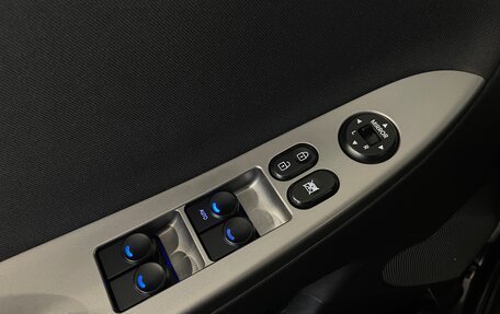 Hyundai Solaris II рестайлинг, 2015 год, 999 000 рублей, 16 фотография