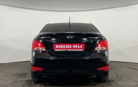 Hyundai Solaris II рестайлинг, 2015 год, 999 000 рублей, 4 фотография