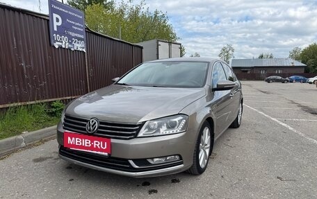 Volkswagen Passat B7, 2012 год, 1 550 000 рублей, 3 фотография