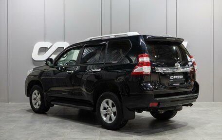 Toyota Land Cruiser Prado 150 рестайлинг 2, 2016 год, 3 499 000 рублей, 2 фотография