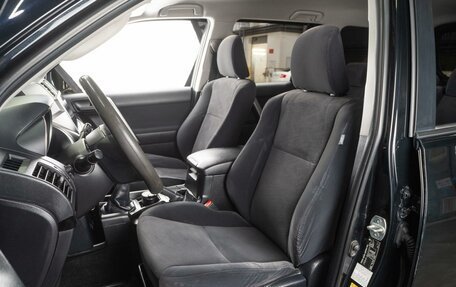 Toyota Land Cruiser Prado 150 рестайлинг 2, 2016 год, 3 499 000 рублей, 10 фотография