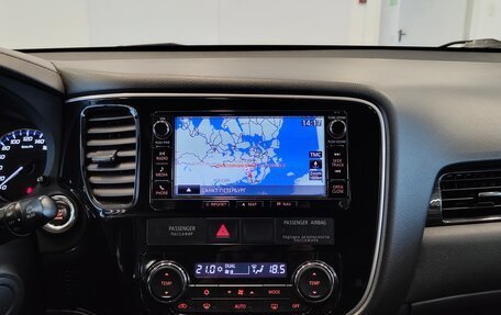 Mitsubishi Outlander III рестайлинг 3, 2015 год, 1 450 000 рублей, 7 фотография