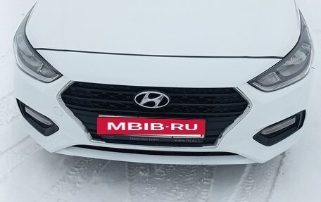 Hyundai Solaris II рестайлинг, 2018 год, 1 050 000 рублей, 2 фотография