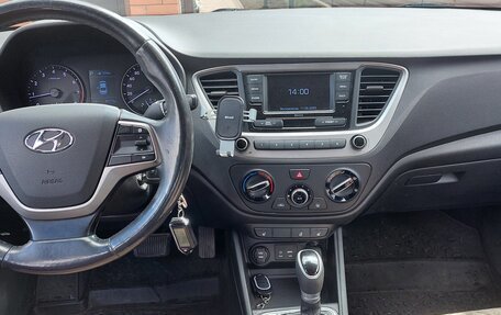 Hyundai Solaris II рестайлинг, 2017 год, 1 500 000 рублей, 7 фотография