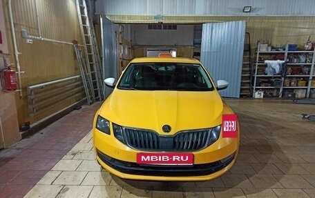 Skoda Octavia, 2020 год, 1 800 000 рублей, 2 фотография