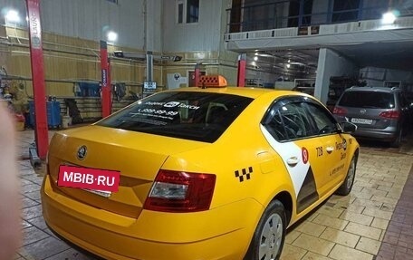 Skoda Octavia, 2020 год, 1 800 000 рублей, 3 фотография