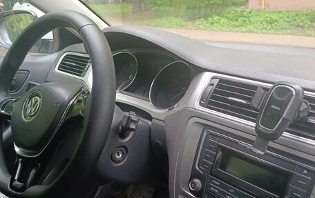 Volkswagen Jetta VI, 2017 год, 1 050 000 рублей, 3 фотография