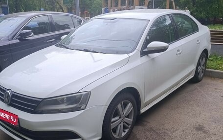 Volkswagen Jetta VI, 2017 год, 1 050 000 рублей, 4 фотография