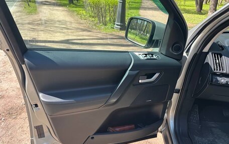 Land Rover Freelander II рестайлинг 2, 2012 год, 1 620 000 рублей, 8 фотография