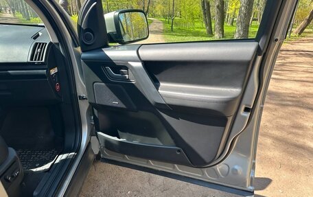 Land Rover Freelander II рестайлинг 2, 2012 год, 1 620 000 рублей, 12 фотография
