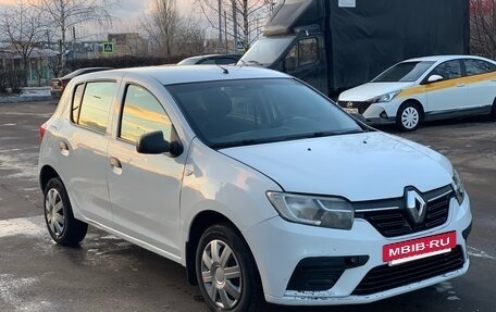 Renault Sandero II рестайлинг, 2019 год, 630 000 рублей, 7 фотография