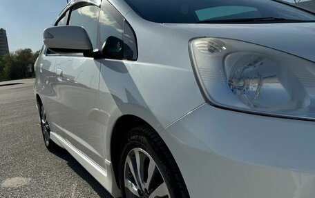 Honda Fit Shuttle I рестайлинг, 2012 год, 1 100 000 рублей, 16 фотография