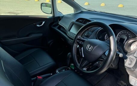 Honda Fit Shuttle I рестайлинг, 2012 год, 1 100 000 рублей, 14 фотография