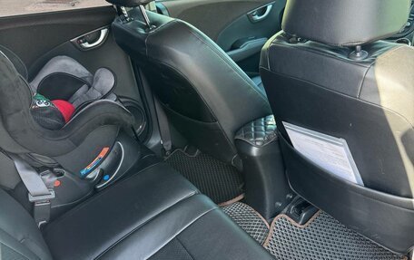 Honda Fit Shuttle I рестайлинг, 2012 год, 1 100 000 рублей, 15 фотография