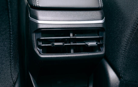 Geely Emgrand, 2024 год, 2 663 990 рублей, 14 фотография