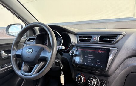 KIA Rio III рестайлинг, 2013 год, 827 000 рублей, 12 фотография
