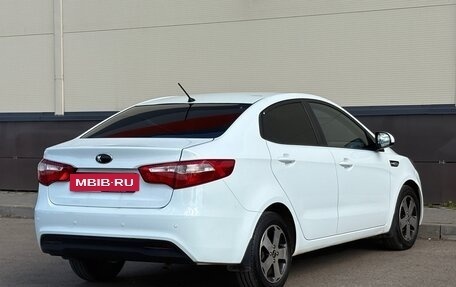 KIA Rio III рестайлинг, 2013 год, 827 000 рублей, 7 фотография