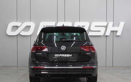 Volkswagen Tiguan II, 2018 год, 2 499 000 рублей, 4 фотография
