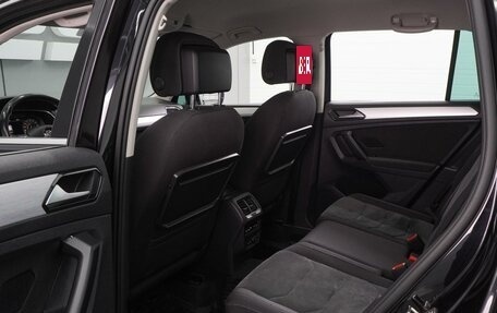 Volkswagen Tiguan II, 2018 год, 2 499 000 рублей, 11 фотография