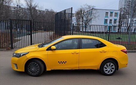 Toyota Corolla, 2013 год, 700 000 рублей, 1 фотография