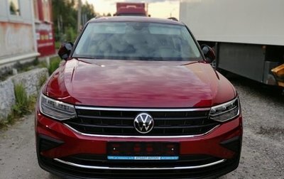 Volkswagen Tiguan II, 2021 год, 2 800 000 рублей, 1 фотография
