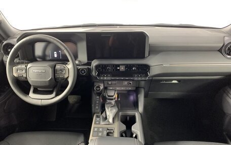 Toyota Land Cruiser Prado, 2024 год, 11 090 000 рублей, 12 фотография