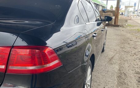 Volkswagen Passat B7, 2011 год, 1 050 000 рублей, 2 фотография