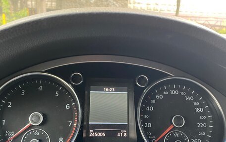 Volkswagen Passat B7, 2011 год, 1 050 000 рублей, 17 фотография