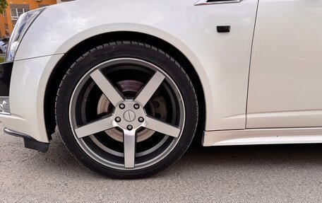 Cadillac CTS II, 2011 год, 1 250 000 рублей, 9 фотография